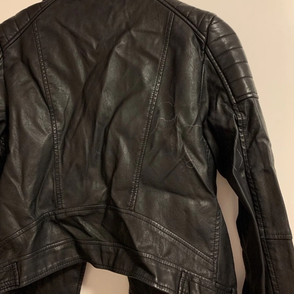 Brandy Melville Bundle 4 Items Swipe - image 4